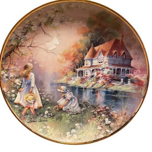 VTG Gathering Wildflowers Limited Edition Fine Porcelain Home Office Decor Plate